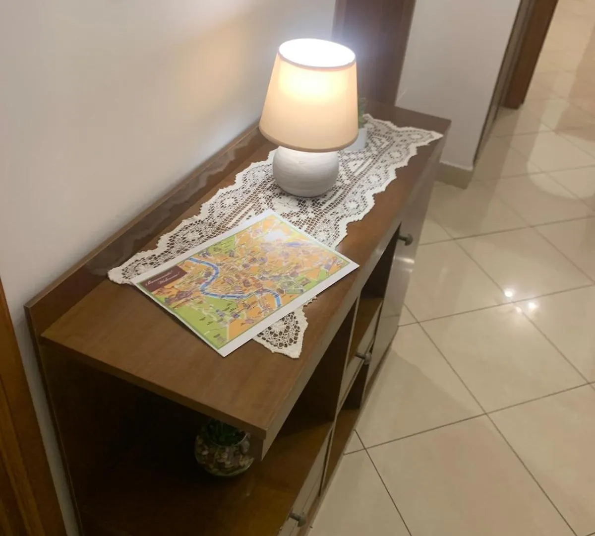 Apartment Alloggio Turistico Re Di Roma